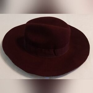 Burgundy Forever 21 wool bow fedora